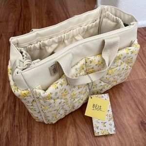 BÉIS Travel | The Caddy in Garden Party